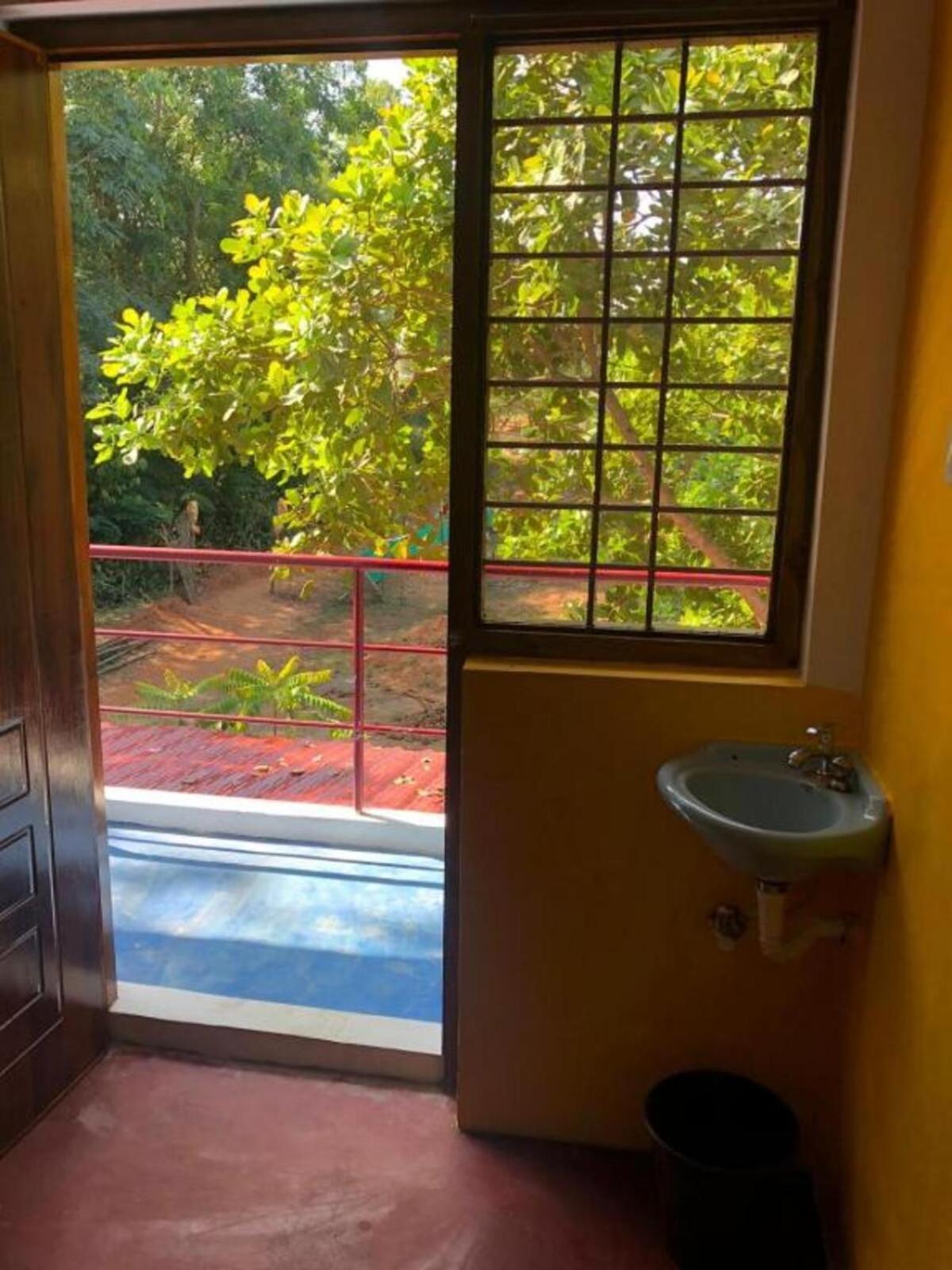 Travellers Crib Hotel Auroville Luaran gambar